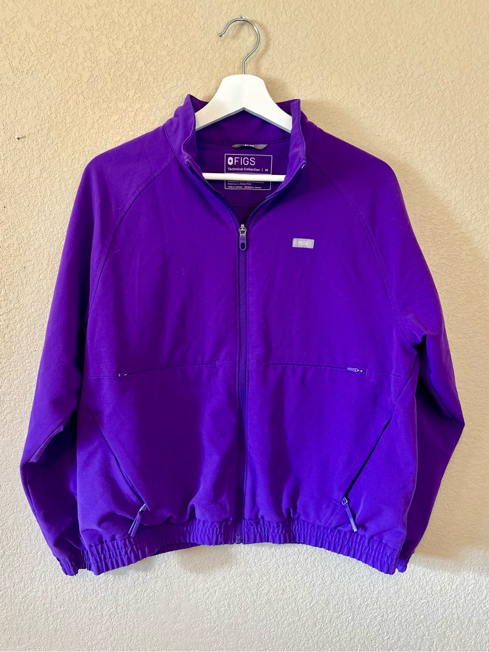 FIGS Sydney Scrub Purple Full-Zip Jacket M Technical Medical Nurse Healthcare